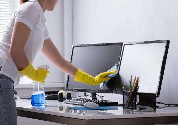 Cleaning-commercial-and-office-centers-